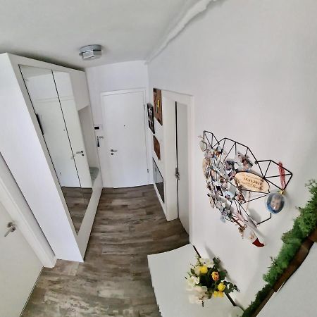 Apartament Coresimall Apartment Brasov Exterior photo